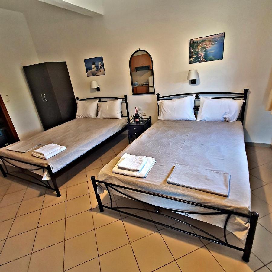 Villa Giannis 2 Nea Vrasna Bagian luar foto