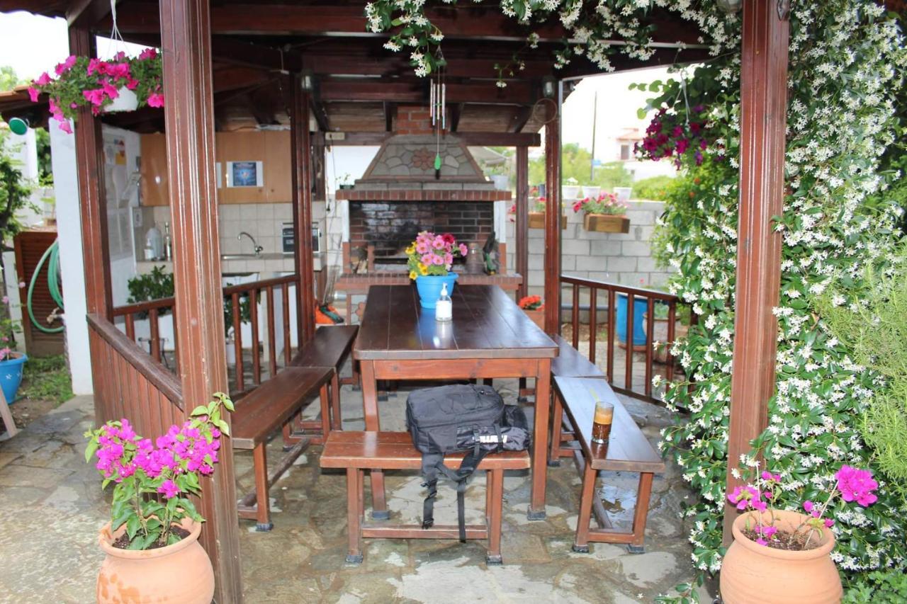 Villa Giannis 2 Nea Vrasna Bagian luar foto